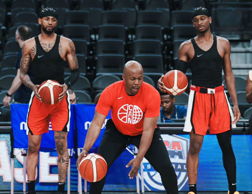 夏洛特黄蜂发布备战花絮，冲刺阶段再遭质疑，CBA季后赛任务艰巨，控场能力受关注的简单介绍